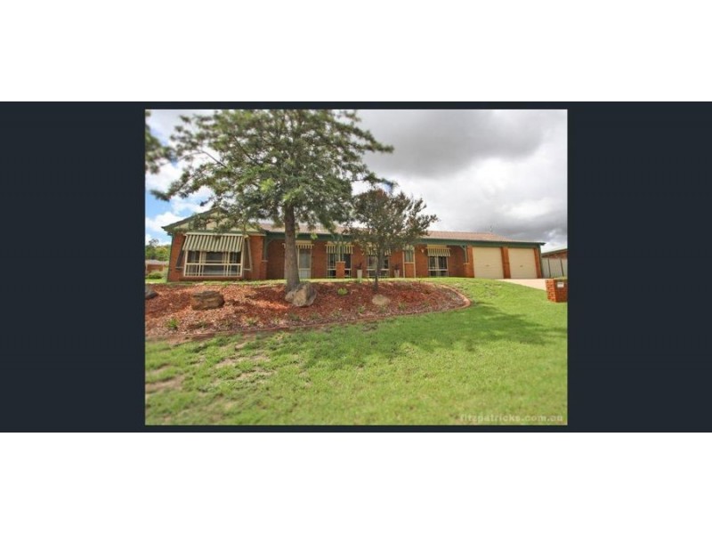 8 Randall Street, Kooringal NSW 2650