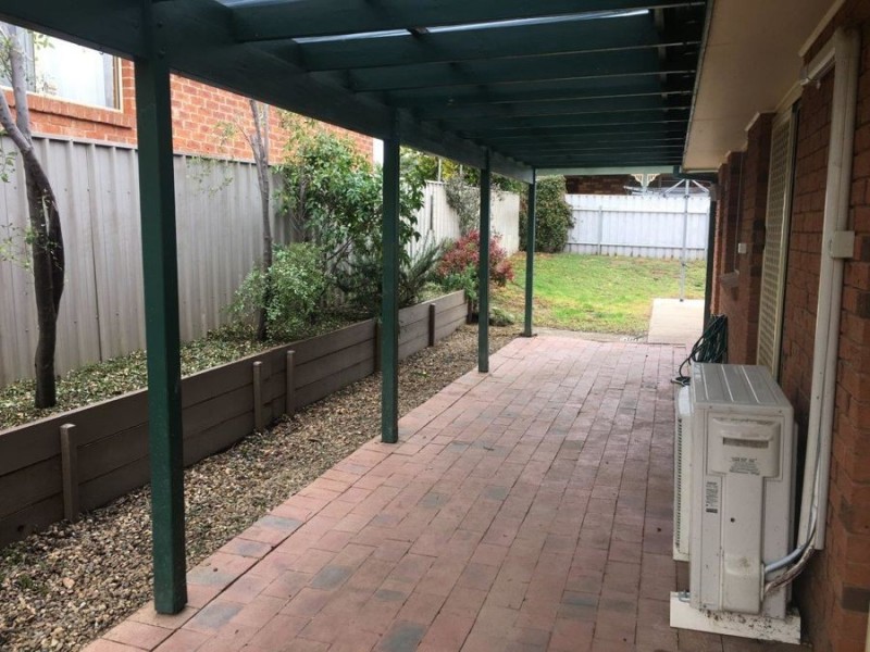 8 Randall Street, Kooringal NSW 2650