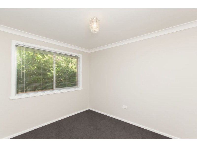 6 Tinga Crescent, Kooringal NSW 2650