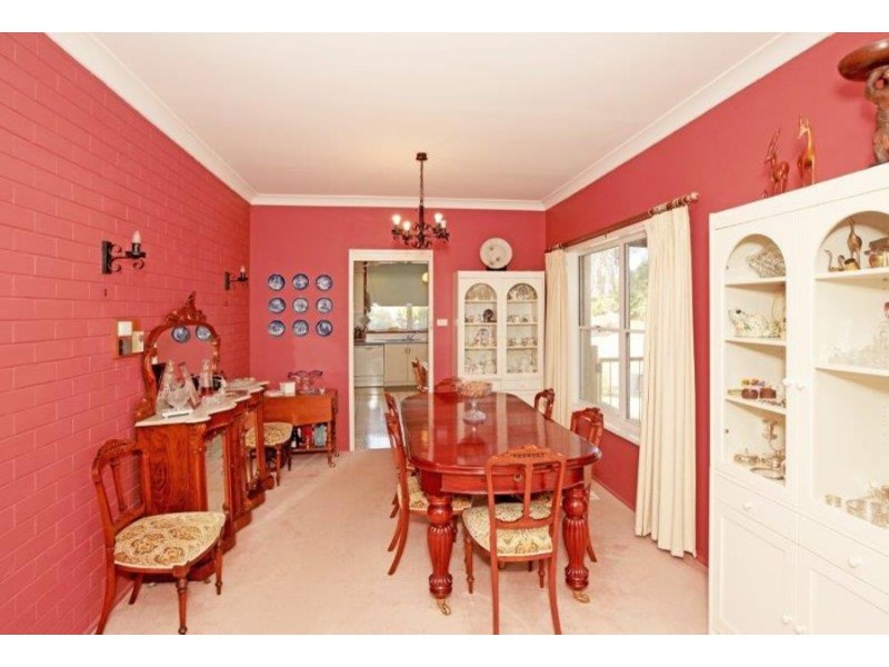 9 Godfrey Street, Tumut NSW 2720