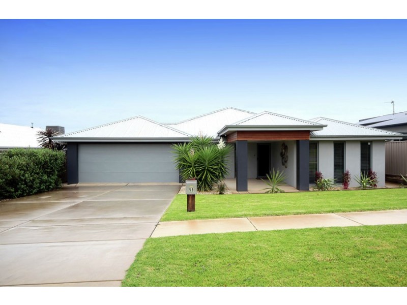 58 Strickland Drive, Boorooma NSW 2650