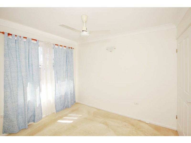 11 Main Street, Lake Albert NSW 2650