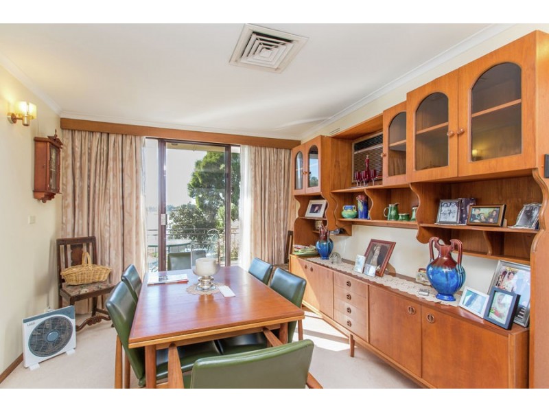 28 Lakeside Drive, Lake Albert NSW 2650