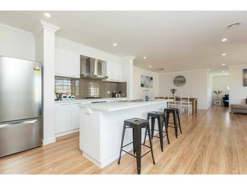 23 Charlton Street, Boorooma NSW 2650