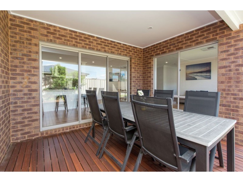 23 Charlton Street, Boorooma NSW 2650