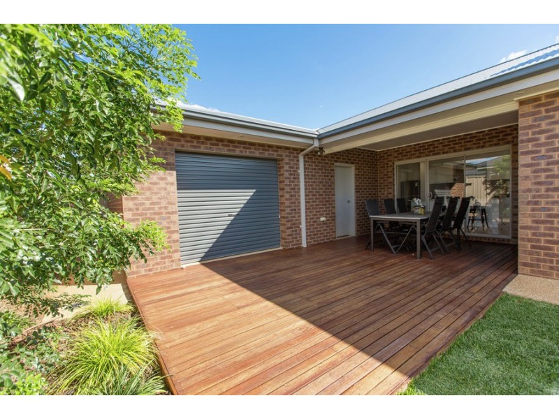 23 Charlton Street, Boorooma NSW 2650