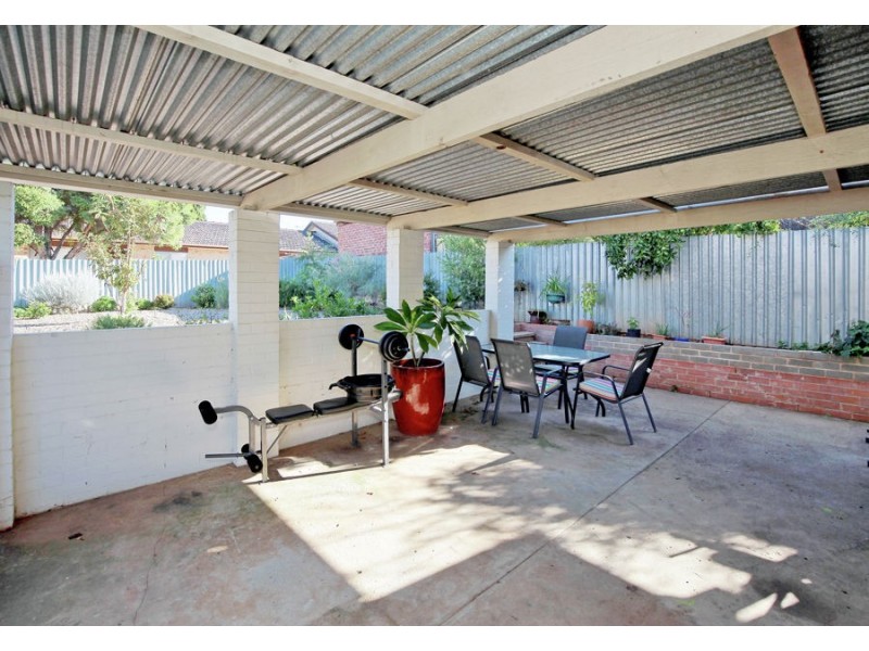 6 Sherwood Avenue, Kooringal NSW 2650