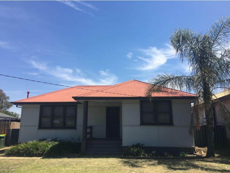 29 Jack Avenue, Mount Austin NSW 2650