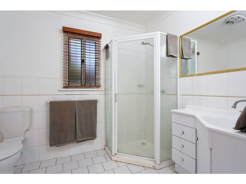 11 Heydon Avenue, Turvey Park NSW 2650