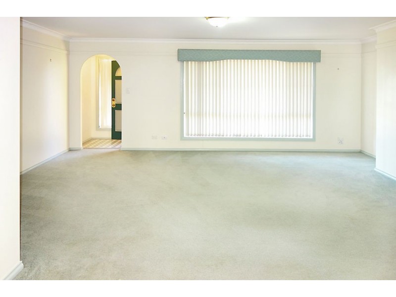 1/1 Minchin Place, Kooringal NSW 2650