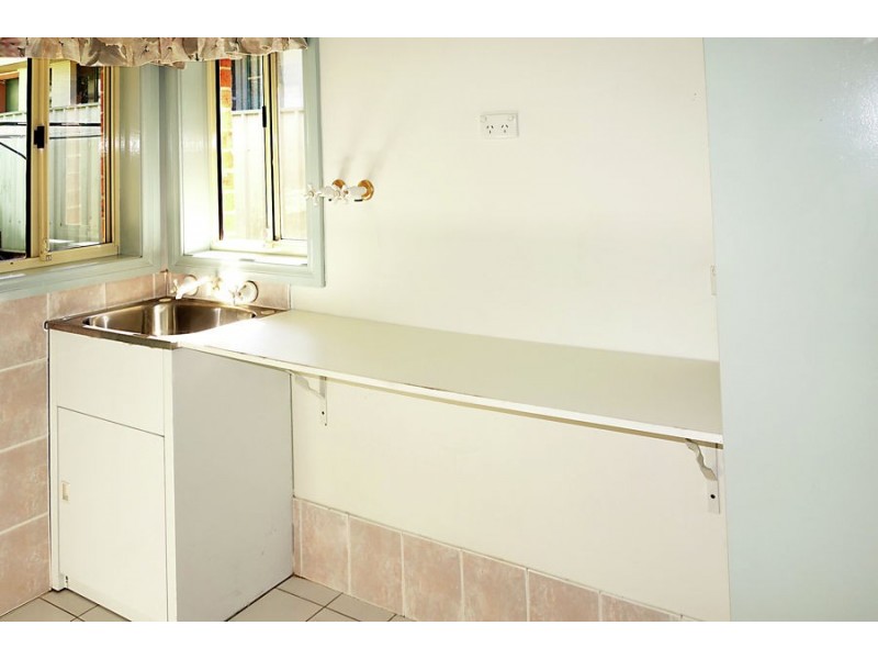 1/1 Minchin Place, Kooringal NSW 2650