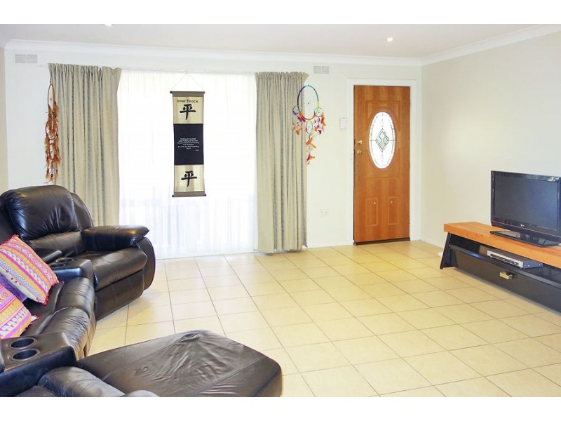 94 Jasmin Crescent, Lake Albert NSW 2650