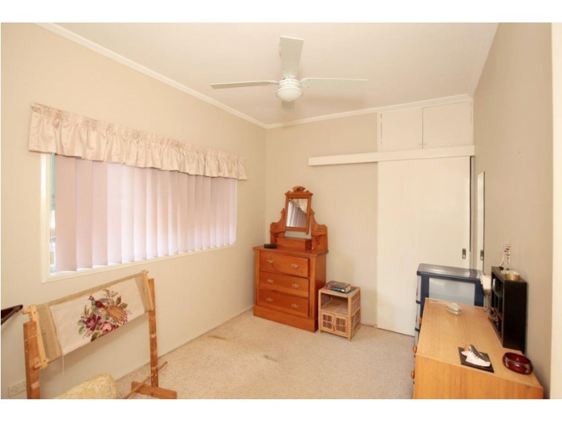 17 Montgomery Street, Ashmont NSW 2650