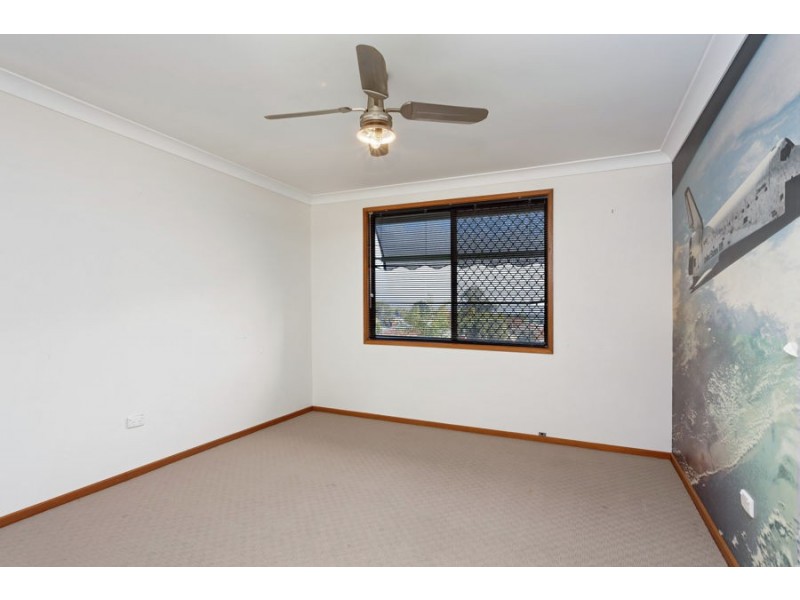 70 Mimosa Drive, Mount Austin NSW 2650