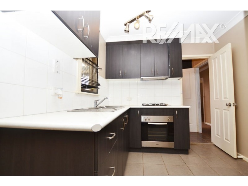 32 Mckell Avenue, Mount Austin NSW 2650