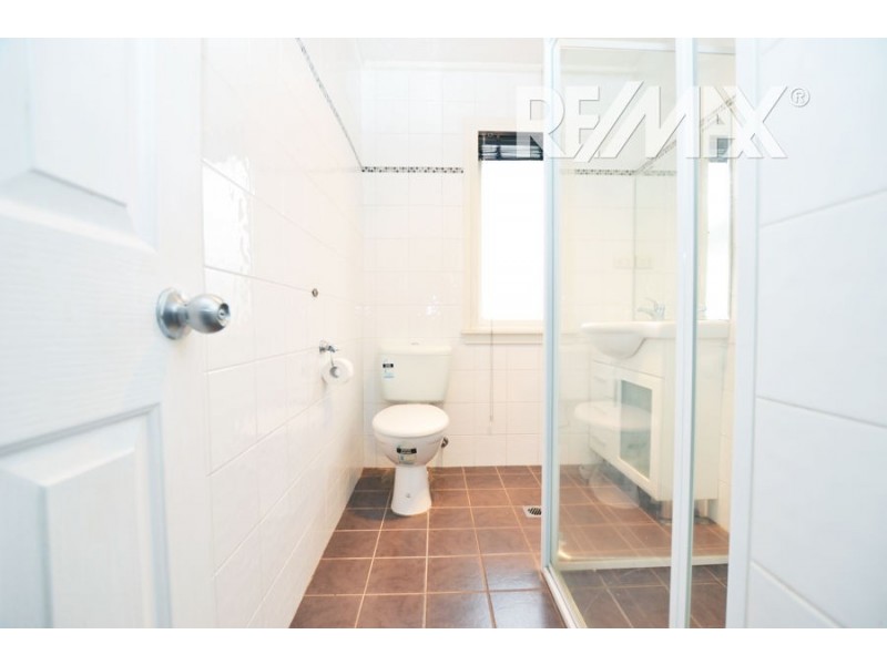 32 Mckell Avenue, Mount Austin NSW 2650