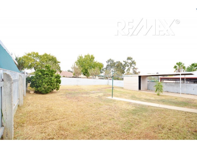 32 Mckell Avenue, Mount Austin NSW 2650