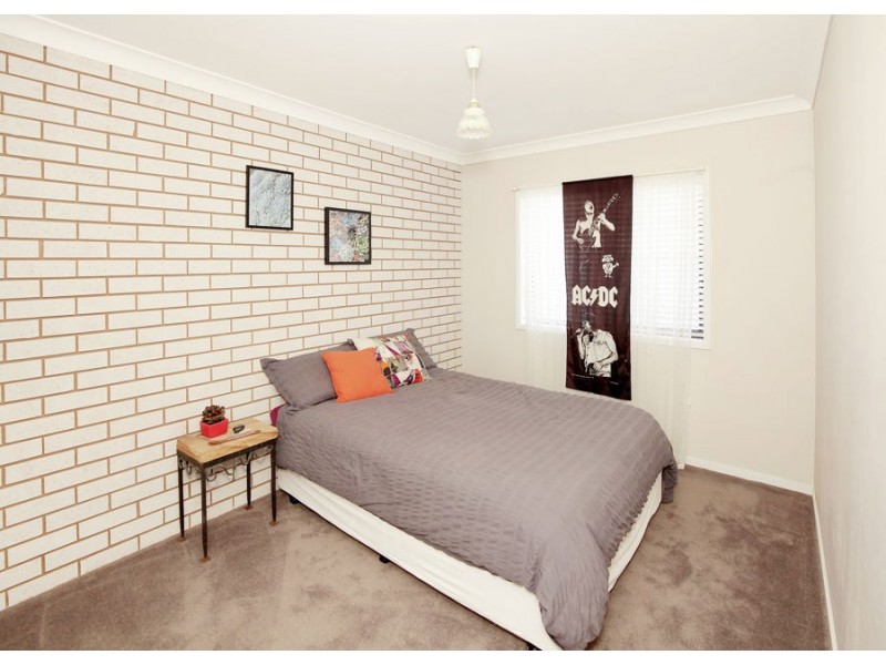 1/6 Dunn Avenue, Forest Hill NSW 2651