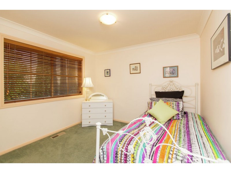 7 Gibbes Close, Kooringal NSW 2650