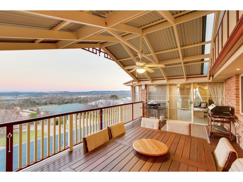 7 Gibbes Close, Kooringal NSW 2650