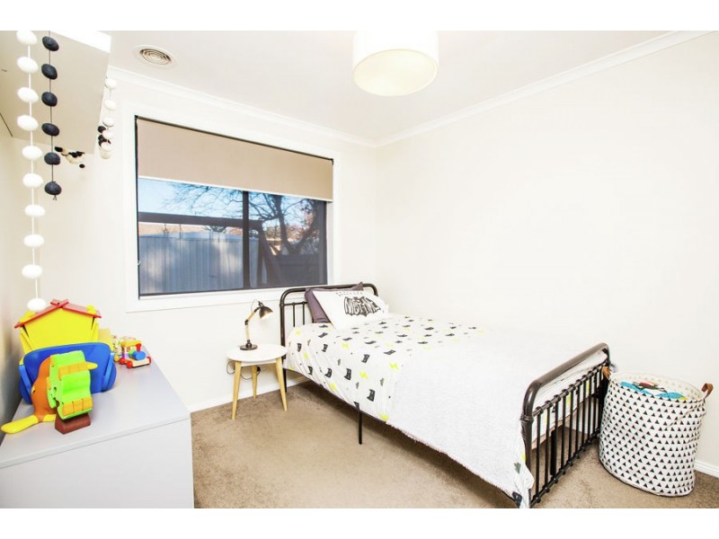 6 Ilex Street, Lake Albert NSW 2650