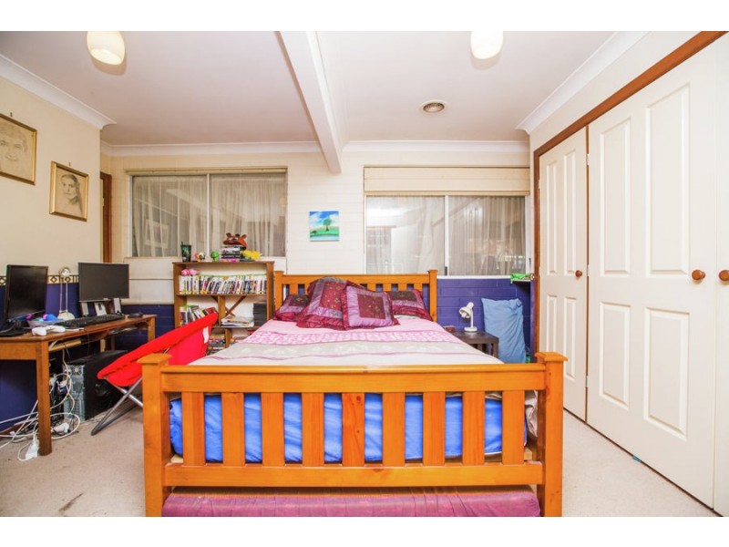 48 Adjin Street, Mount Austin NSW 2650