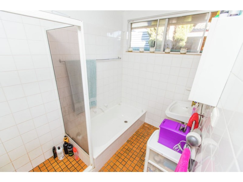 48 Adjin Street, Mount Austin NSW 2650