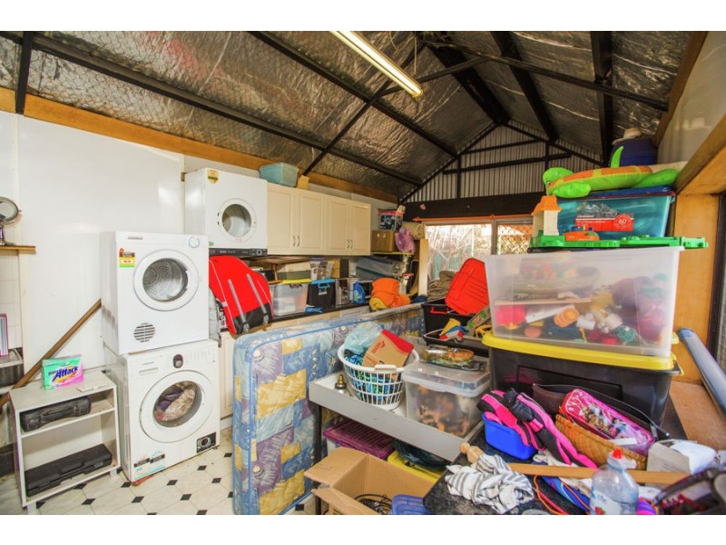 48 Adjin Street, Mount Austin NSW 2650