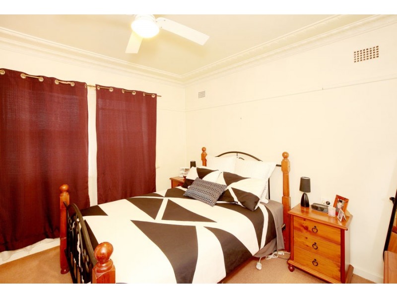 408 Lake Albert Road, Kooringal NSW 2650