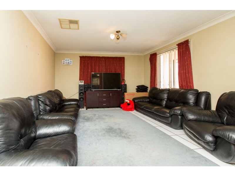 84 Veale Street, Ashmont NSW 2650