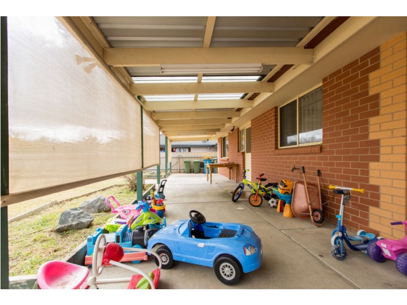 84 Veale Street, Ashmont NSW 2650