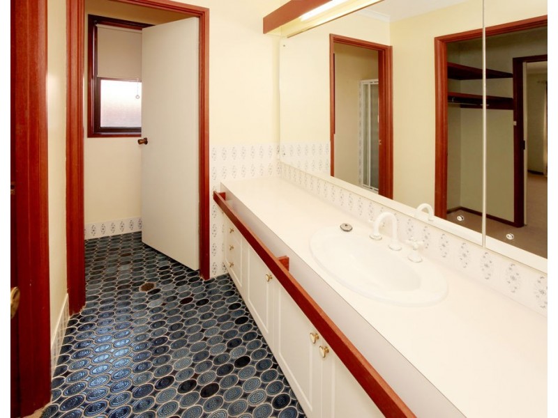 14 Buchhorn Street, Tolland NSW 2650