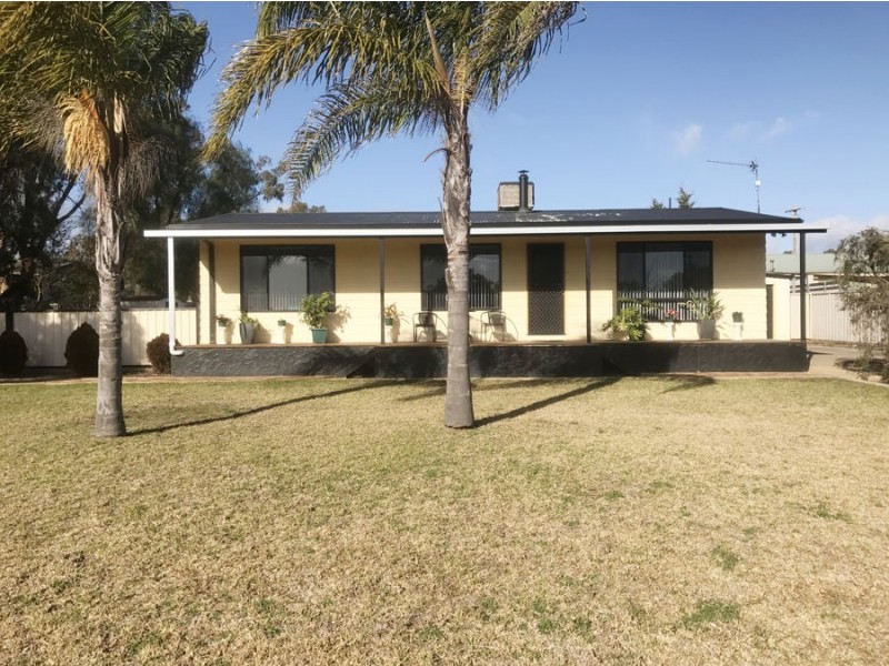 10 Urana Street, Collingullie NSW 2650