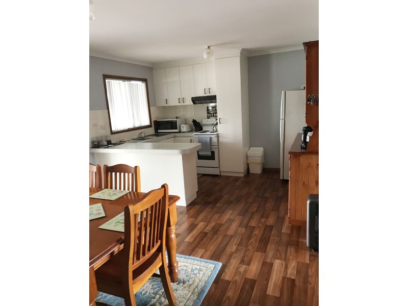 10 Urana Street, Collingullie NSW 2650