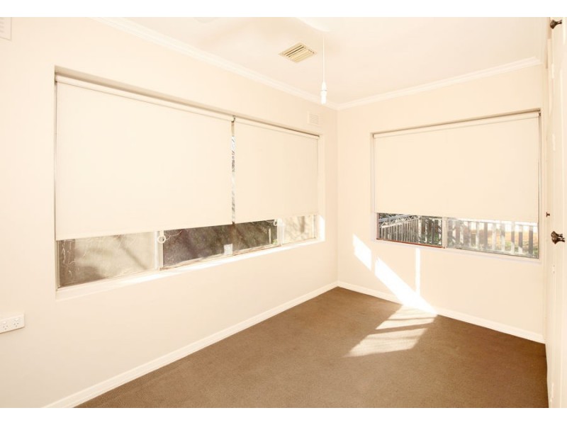 71 Bourke Street, Turvey Park NSW 2650
