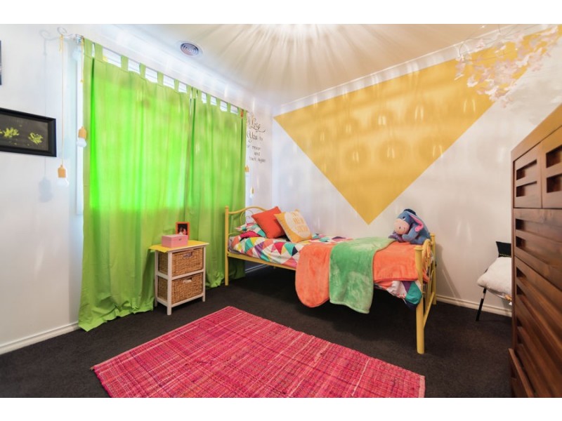 1 Barmedman Avenue, Gobbagombalin NSW 2650