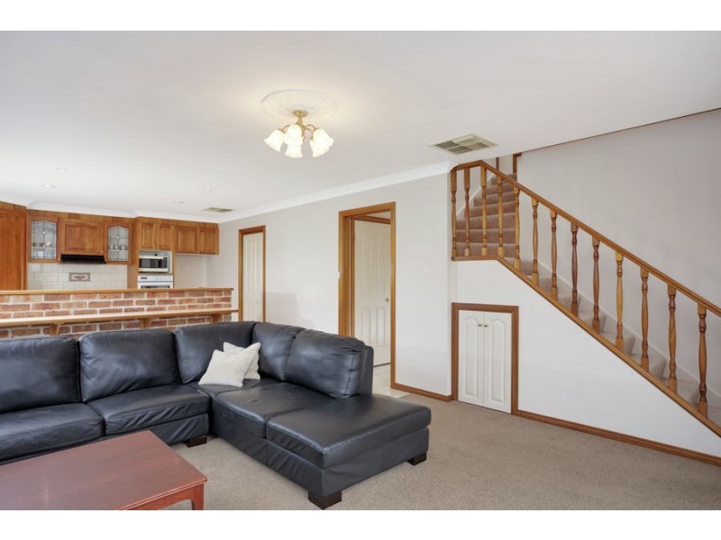 2/3 Melville Place, Tatton NSW 2650