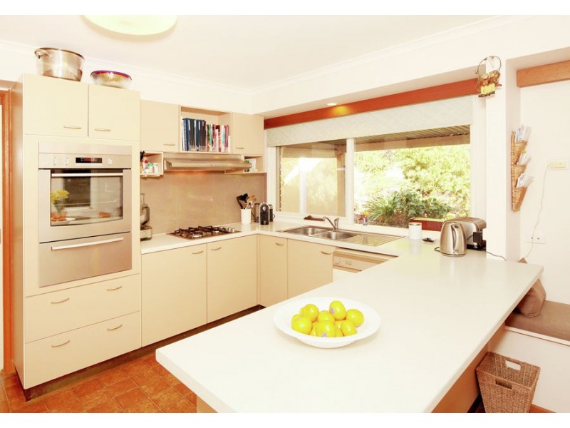 10 Norman Duck Avenue, San Isidore NSW 2650