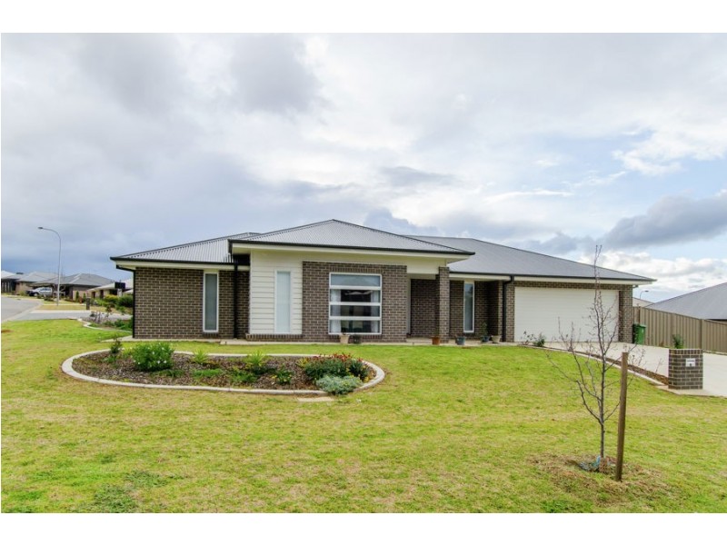 4 Burrundulla Road, Bourkelands NSW 2650