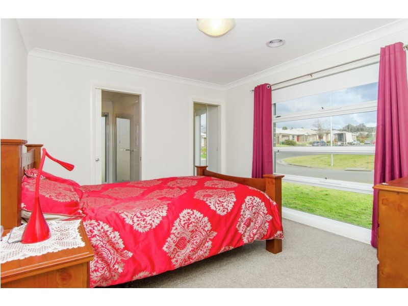 4 Burrundulla Road, Bourkelands NSW 2650