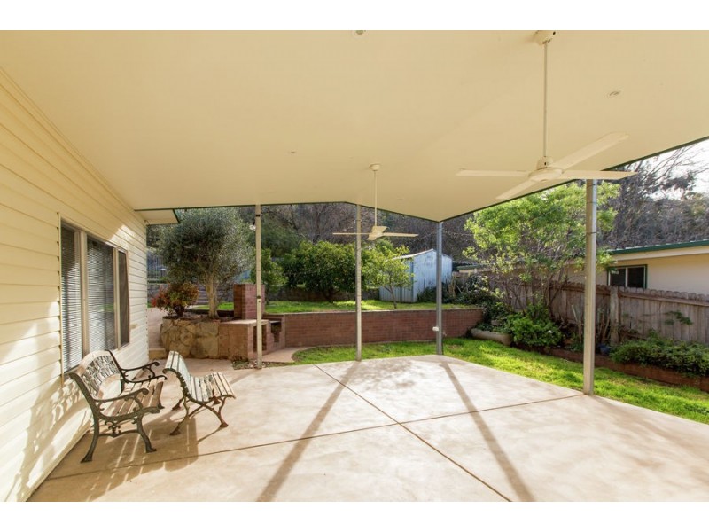 42 Warrawong Street, Kooringal NSW 2650