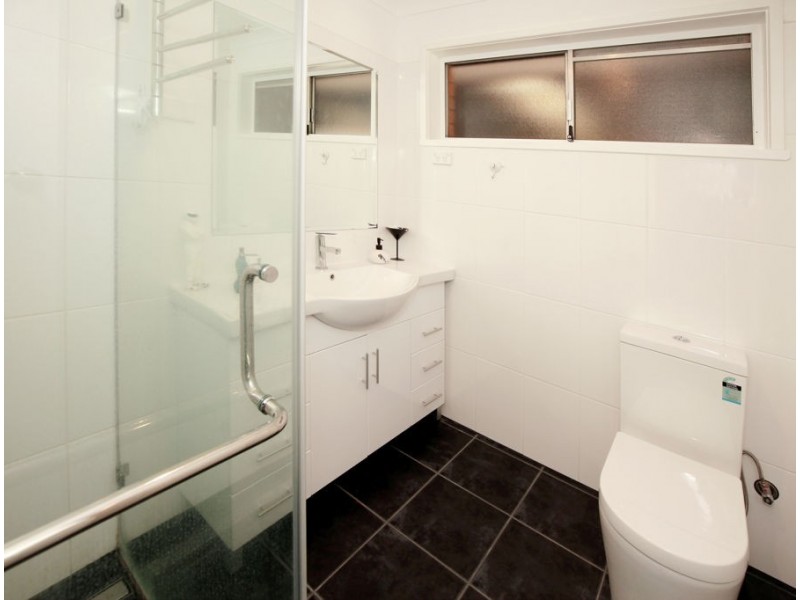 2 Nyrang Street, Tolland NSW 2650