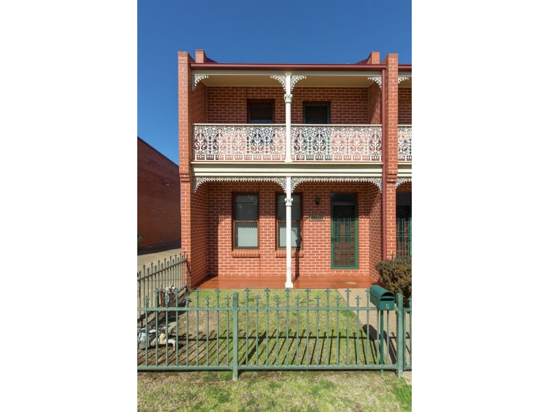 8/34 Travers Street, Wagga Wagga NSW 2650