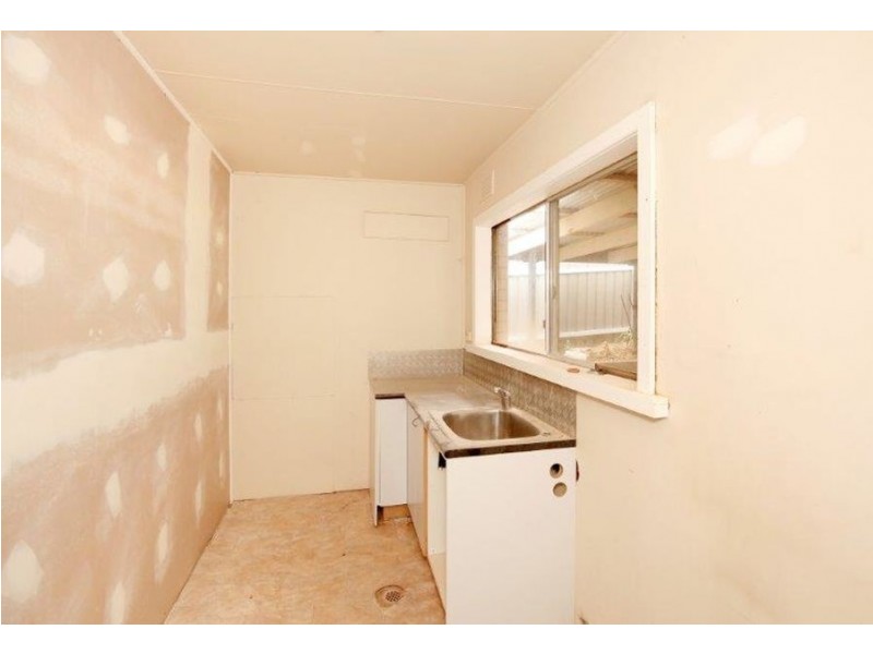 154 Lake Albert Road, Kooringal NSW 2650