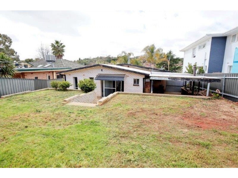 154 Lake Albert Road, Kooringal NSW 2650