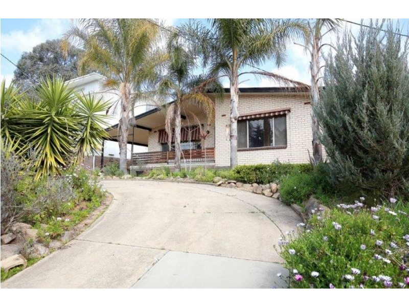 154 Lake Albert Road, Kooringal NSW 2650