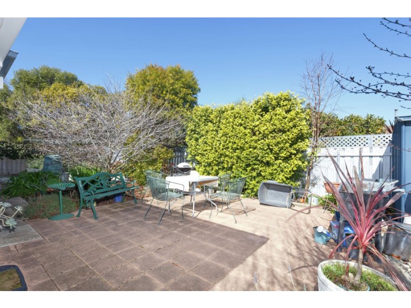 40 Fay Avenue, Kooringal NSW 2650