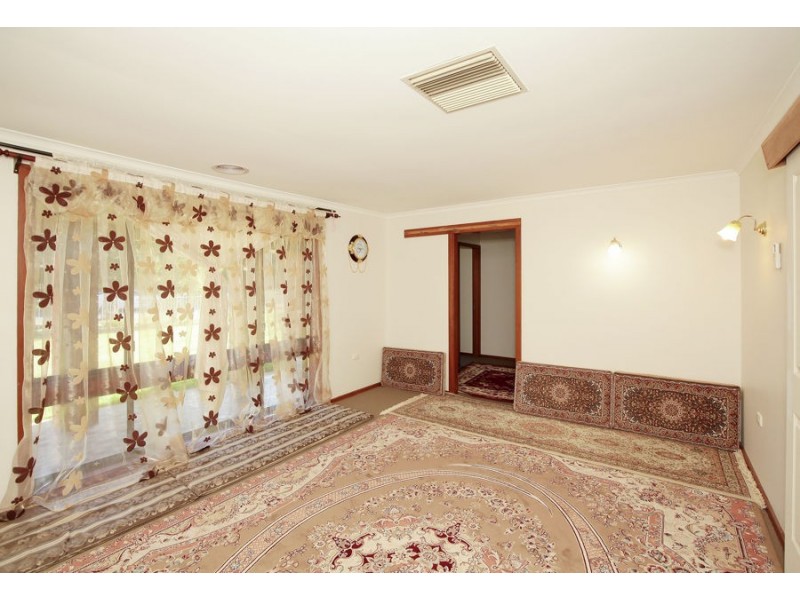 57 Adjin Street, Mount Austin NSW 2650