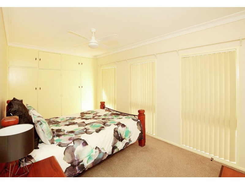 21 Inglis Street, Lake Albert NSW 2650