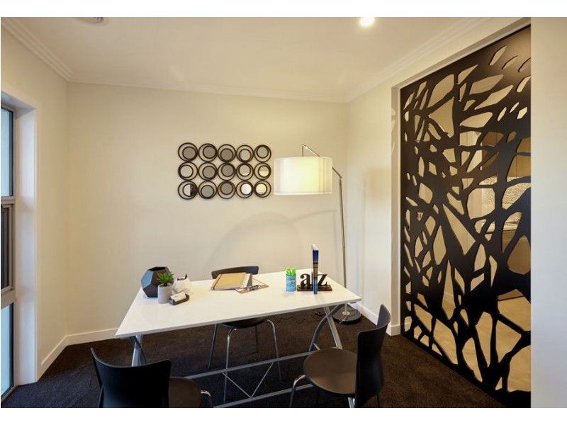 10 Goonawarra Street, Gobbagombalin NSW 2650